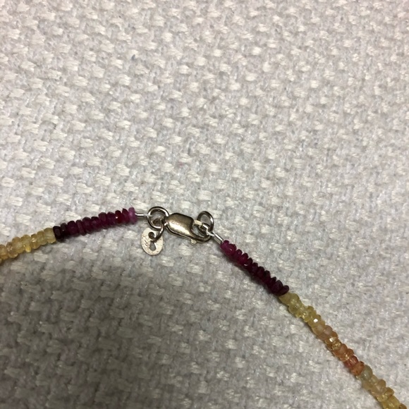 100 karats sapphire RAINBOW - Picture 5 of 8